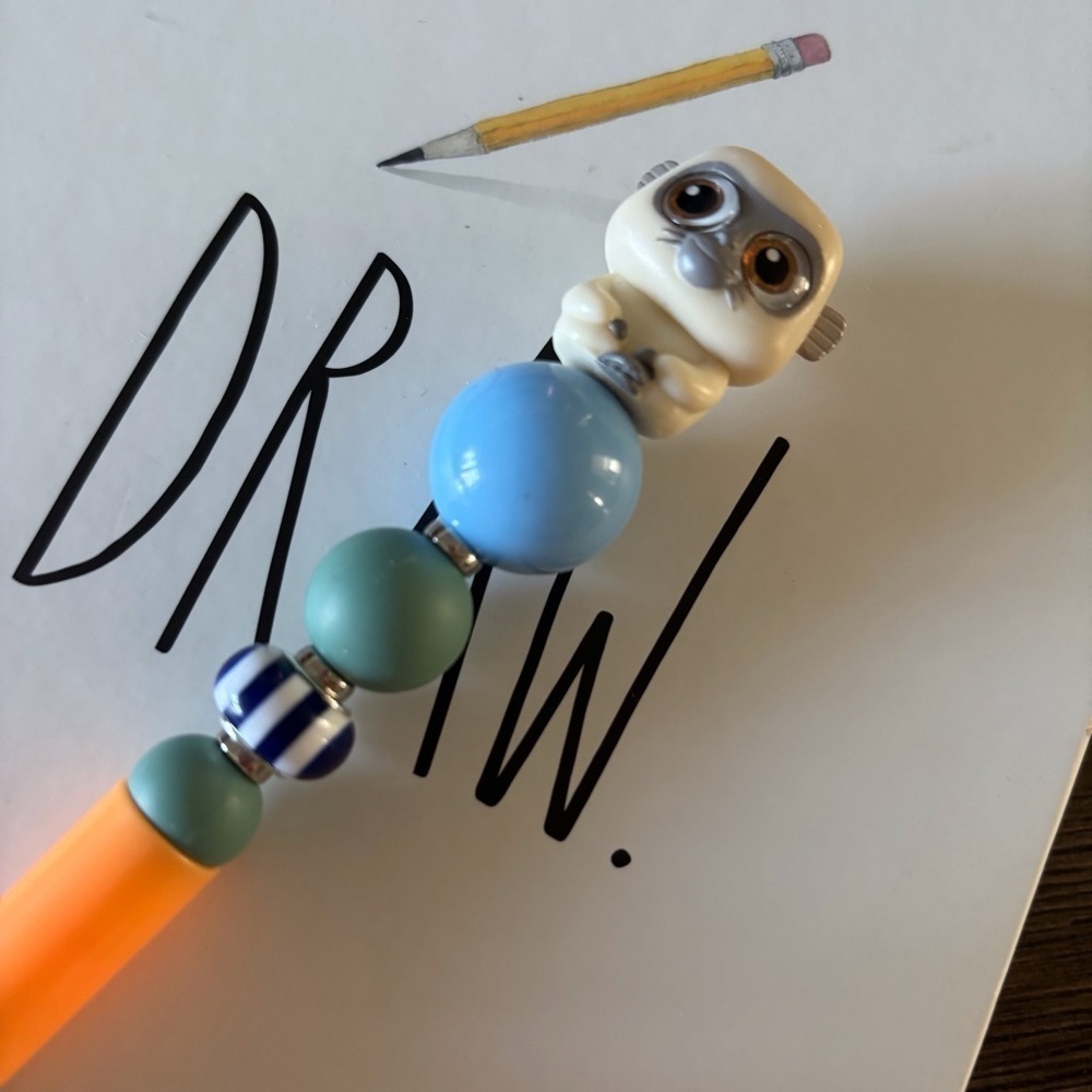 Disney Doorables: Raya & the Last Dragon: Uka handmade beaded pen
